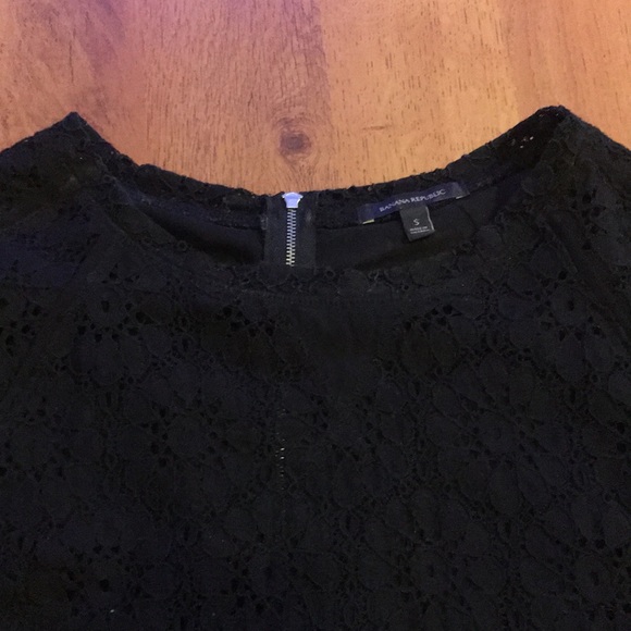 Banana Republic lace top - Picture 2 of 3
